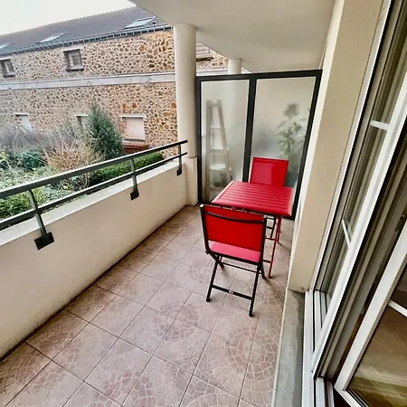 Appartement Le Sept Avec Parking, Transfert Vaires-sur-Marne